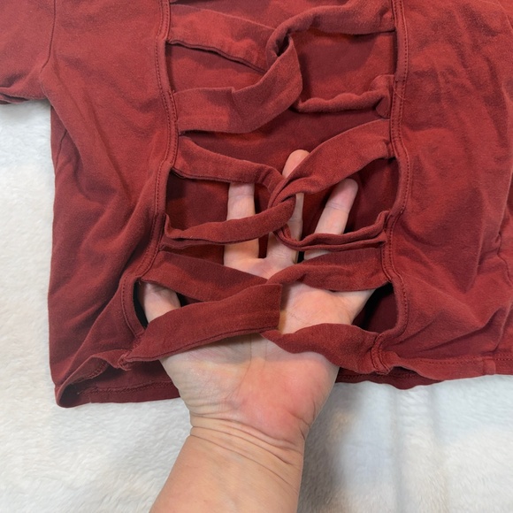 Forever 21 Crop Top Womens Size Medium Rust Cut out Back Preppy T-Shirt 90s - Picture 7 of 7
